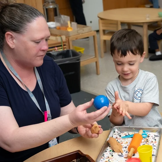 Major Hallmarks of Montessori (teacher and child only) Major Hallmarks of Montessori (teacher and child only)